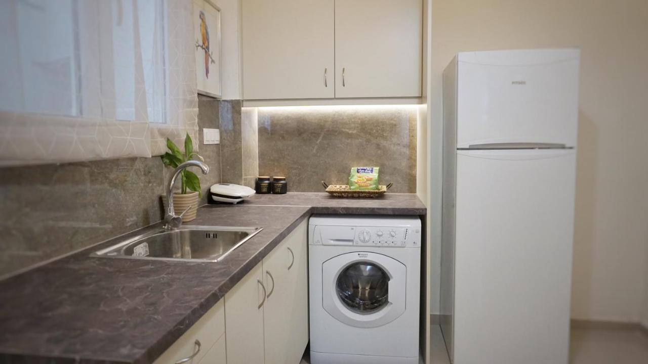 Veggera Apt Athens Center,Petralona Station Bagian luar foto